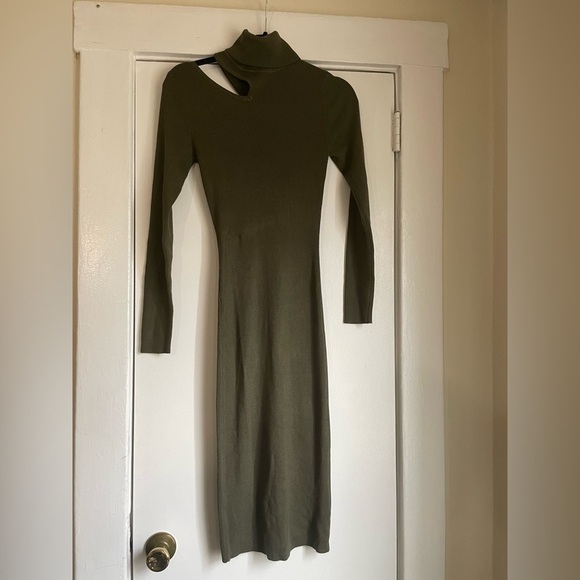 Venus Forest Green Cut out MIDI Bodycon dress Size Small - Picture 3 of 11